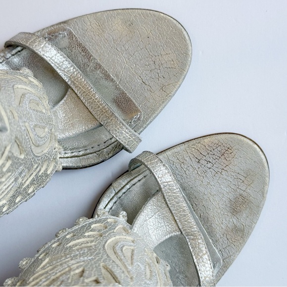 GIVENCHY METALLIC SILVER CRACKED LEATHER OPEN TOE CHUNKY HEELS - Picture 7 of 11